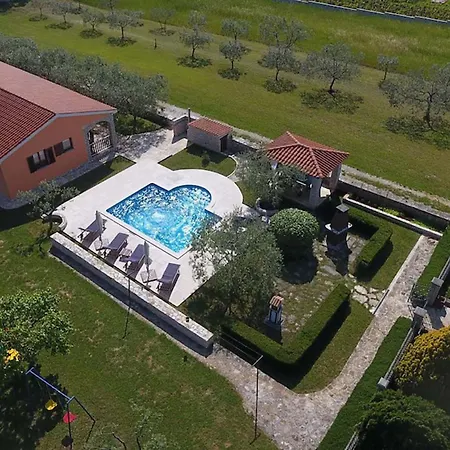 빌라 Tedi Galižana