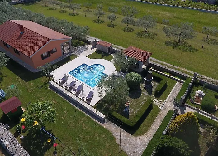 빌라 Tedi Galižana