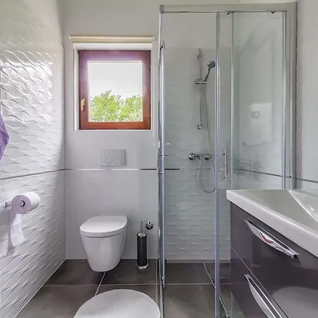 Villa Tedi Galižana